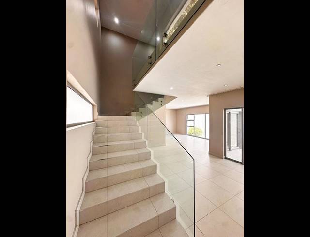 4 BEDROOM CLUSTER FOR SALE IN BRYANSTON